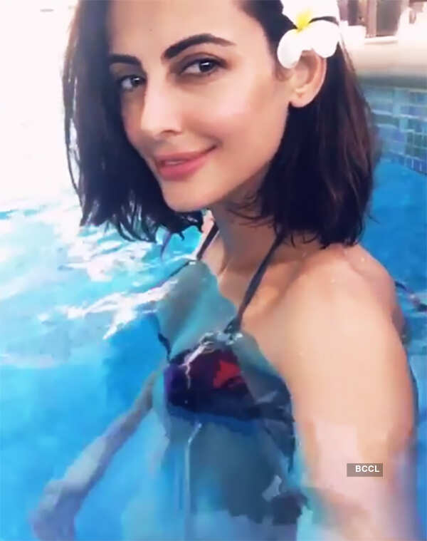Mandana Karimi pictures