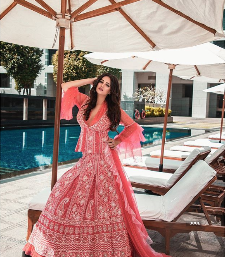 Actress Chetna Pande is on a travelling spree & making us jealous with her sumptuous pictures