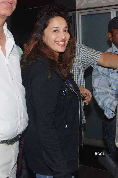 Madhuri @ Mumbai Airport