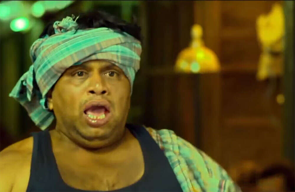 Evadu-Thakkuva-Kadu1