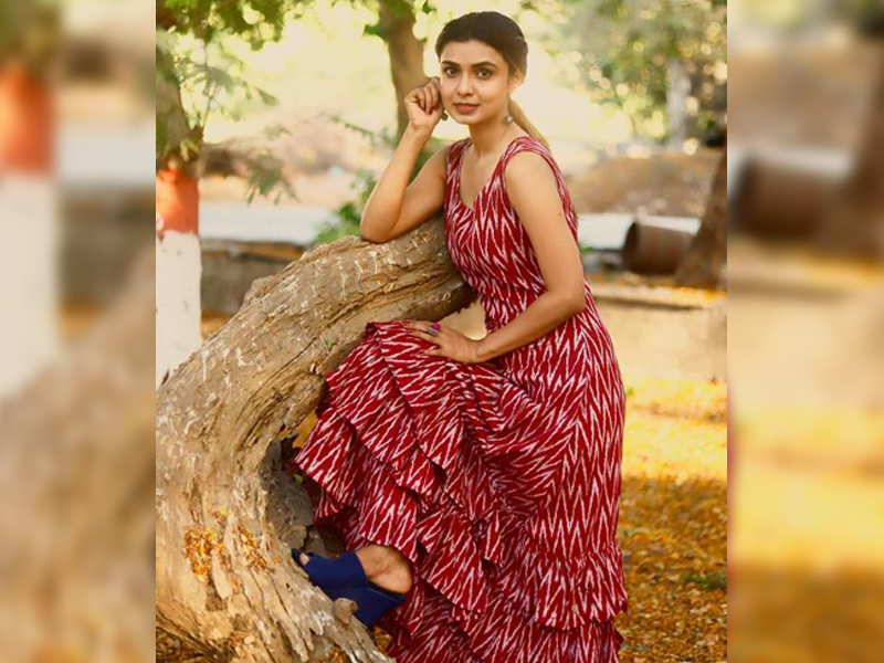 Mayuri Deshmukh looks exquisite in her latest Instagram photo