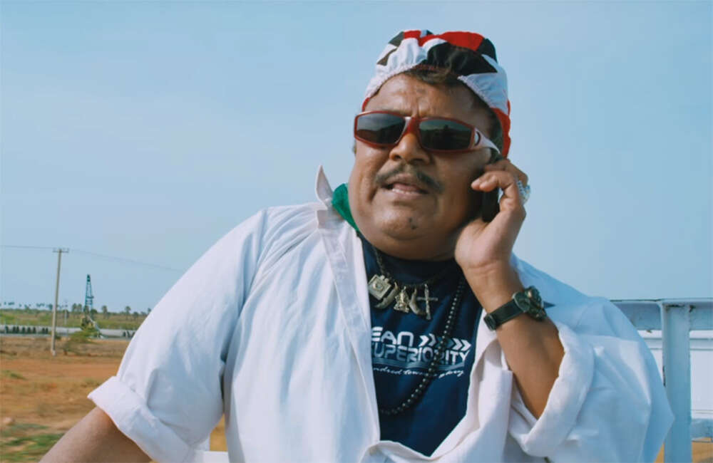 Oviyavai-Vitta-Yaru1