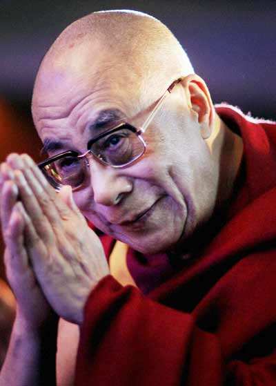 Lama receives 'Mother Teresa Award'