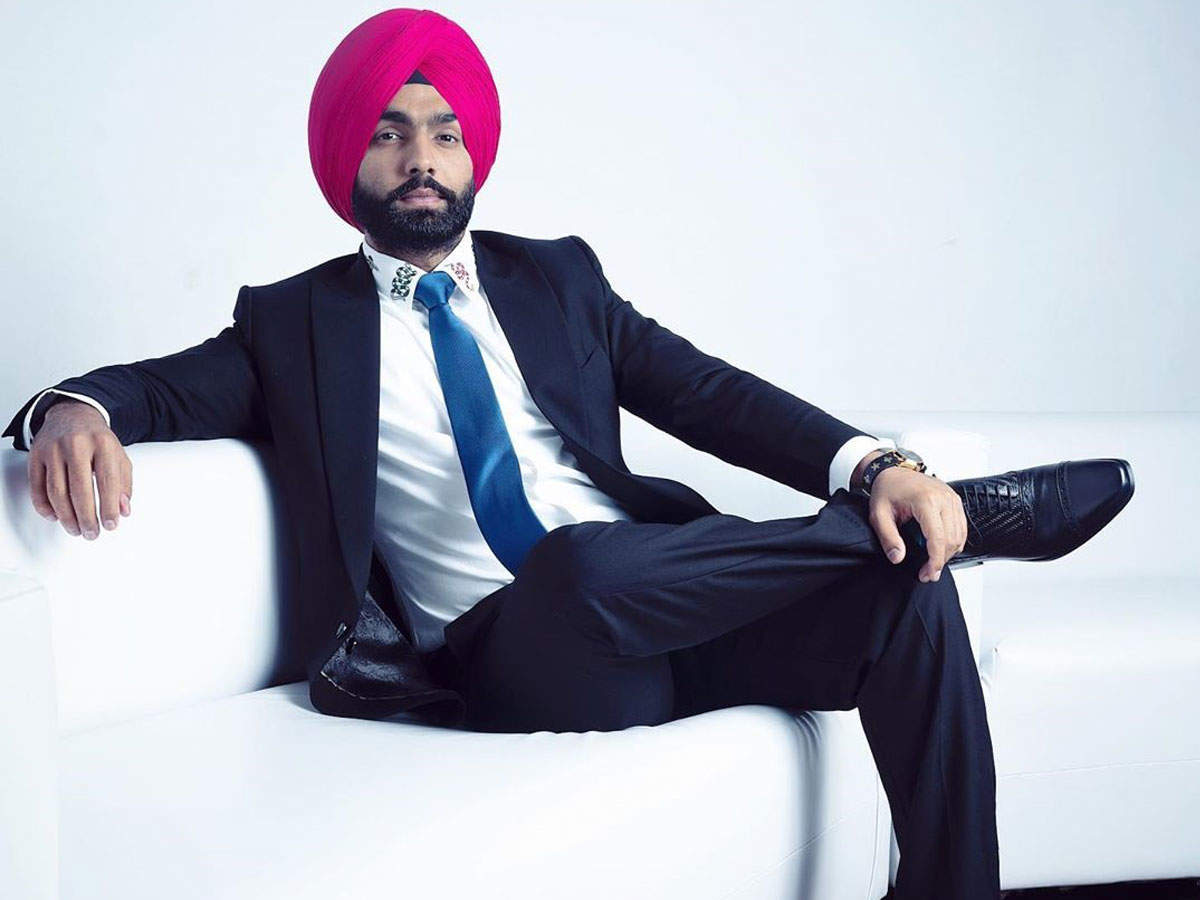 Decked in his crisp suit, Ammy Virk gives serious men's fashion goals