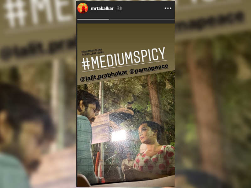 'Medium Spicy' BTS: Director Mohit Takalkar shares Lalit Prabhakar and Parna Pethe's candid picture from the set