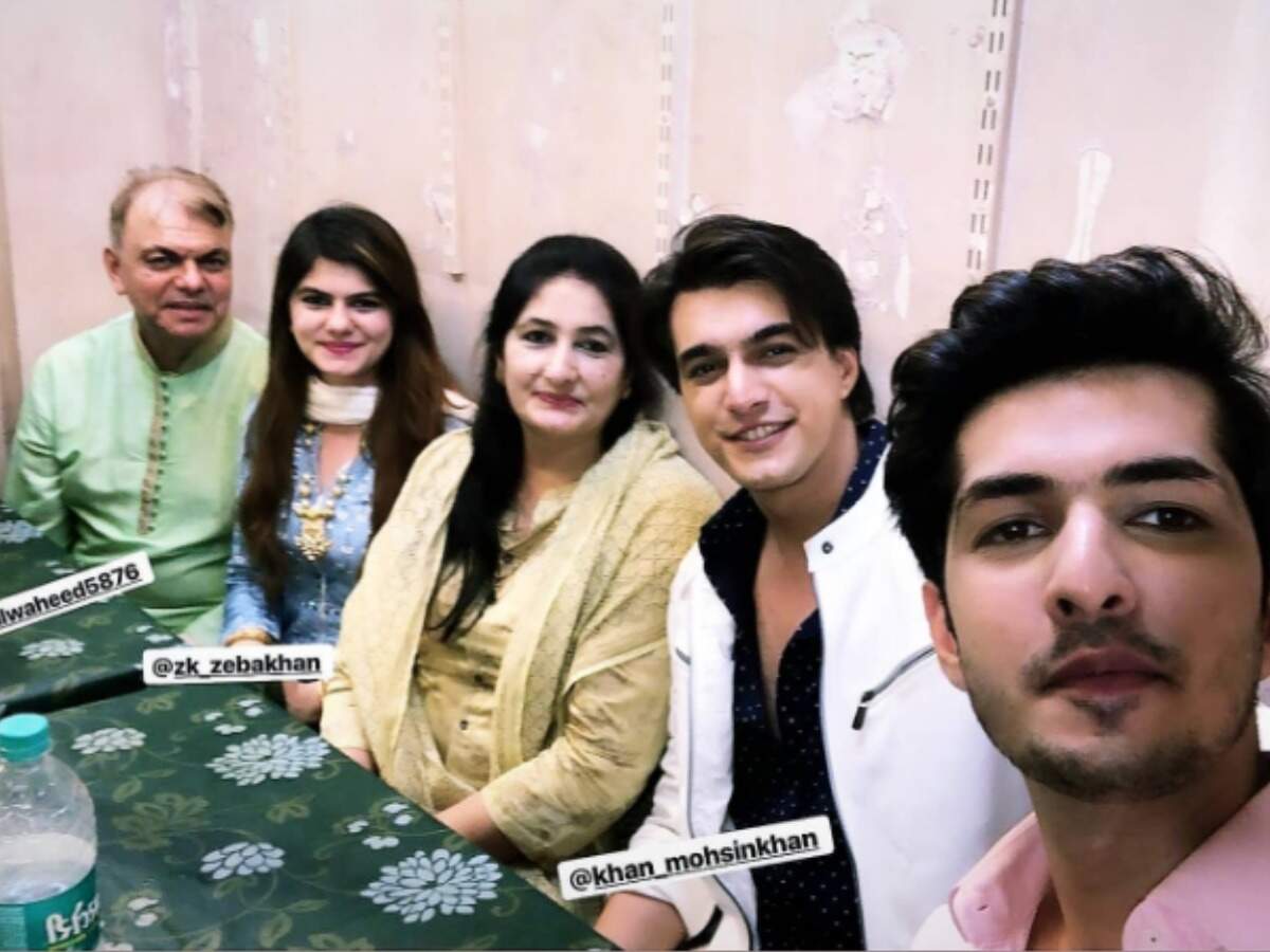 Mohsin Khan Daughter - Самые новые твиты от mohsin khan (@momo_mohsin