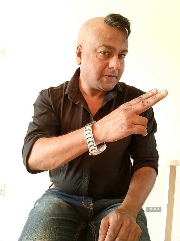 Rakhi Sawant and Deepak Kalal's pictures