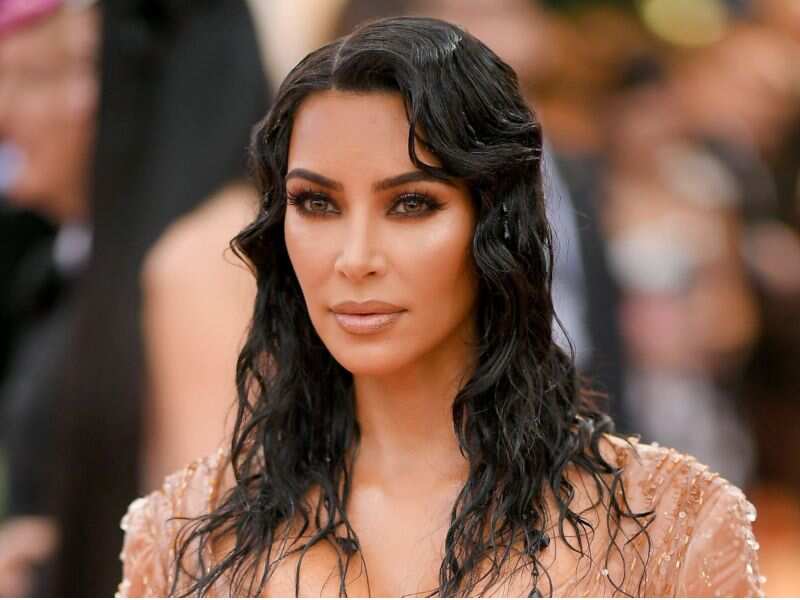 Tips To Revive Greasy Hair By Celebrity Hairstylists