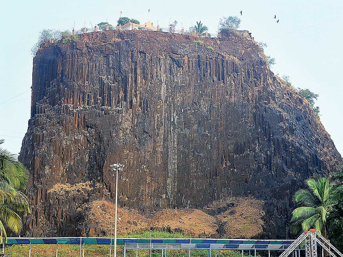 Andheri: A lift for Gilbert Hill