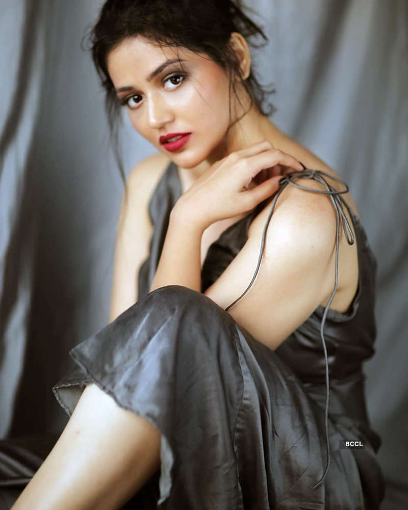 Priyanka Jawalkar teases fans with bold photoshoots