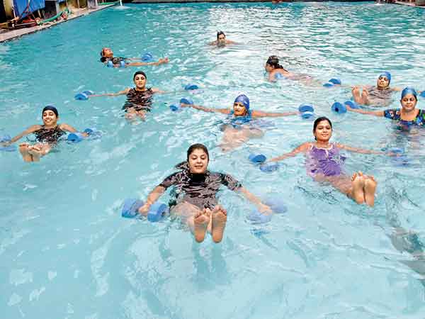 In Mumbai Aqua Workouts Are Getting Folks To Stay Fit Times Of India