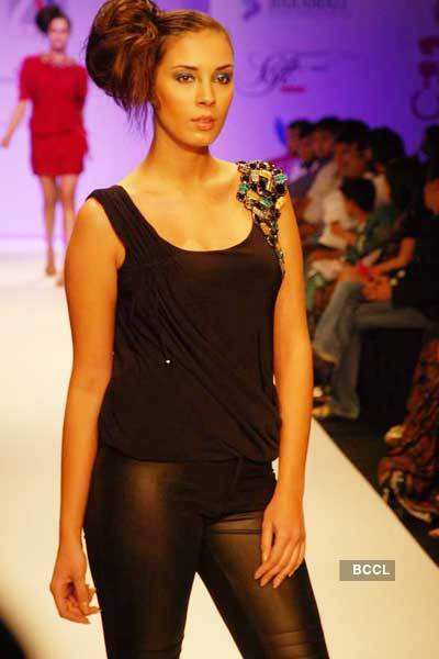 PFW: Surily Goel