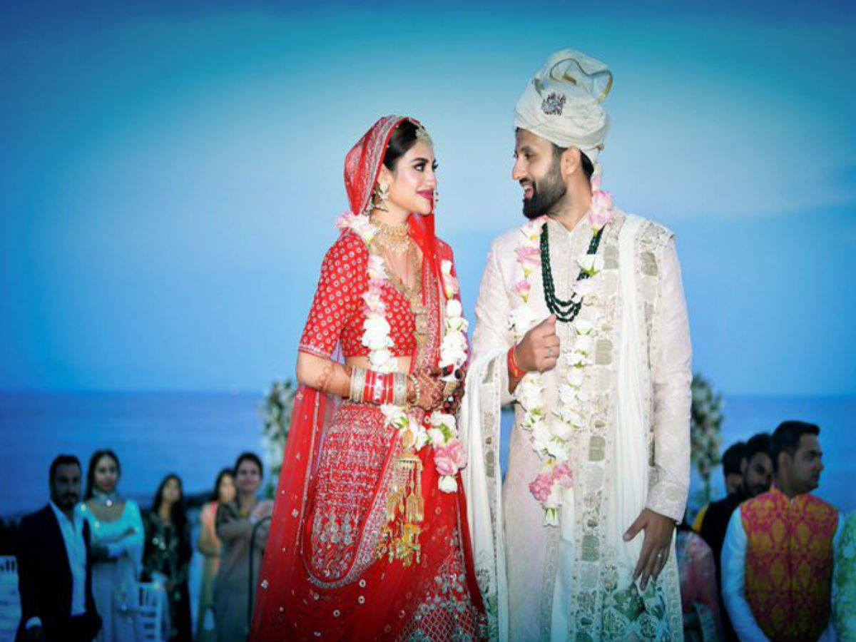 Straight from Bodrum: Nusrat shares first post-wedding picture with husband Nikhil Jain