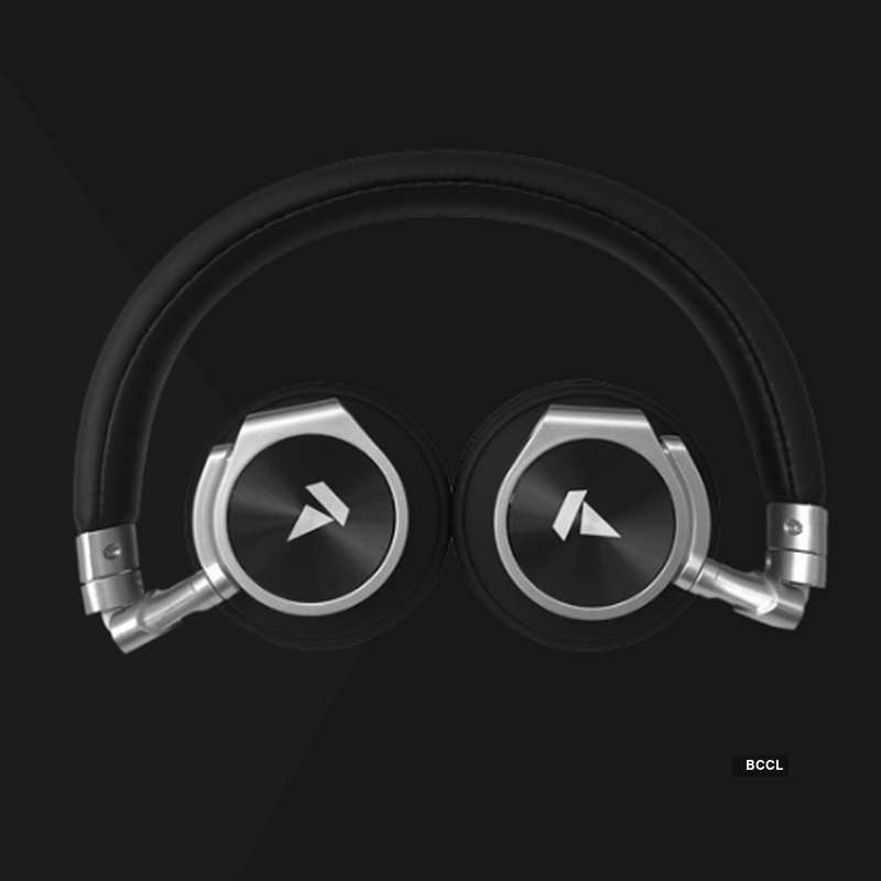 Boat launches Bassheads 950 dual tone Bluetooth headphone