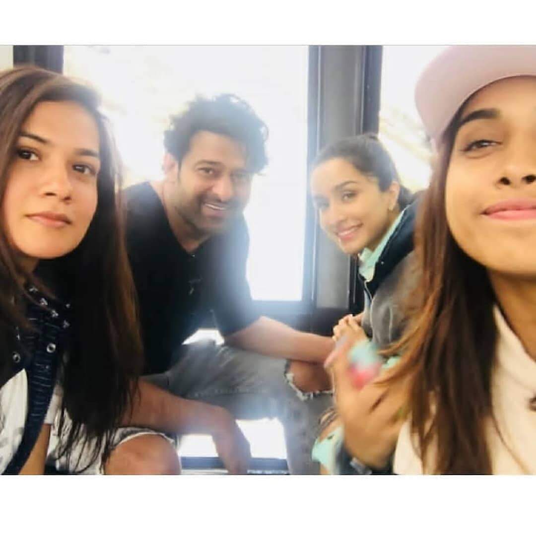 Saaho (1)