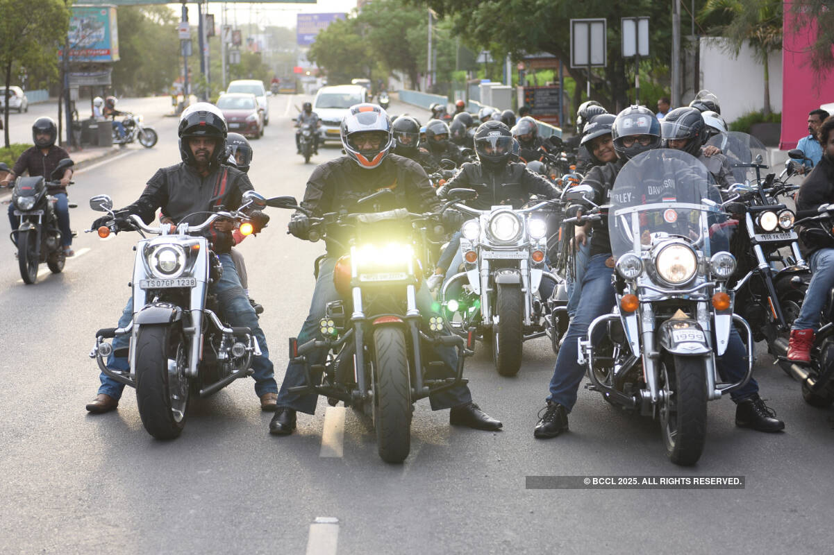 Kids enjoy bike ride with their dads on Father's Day