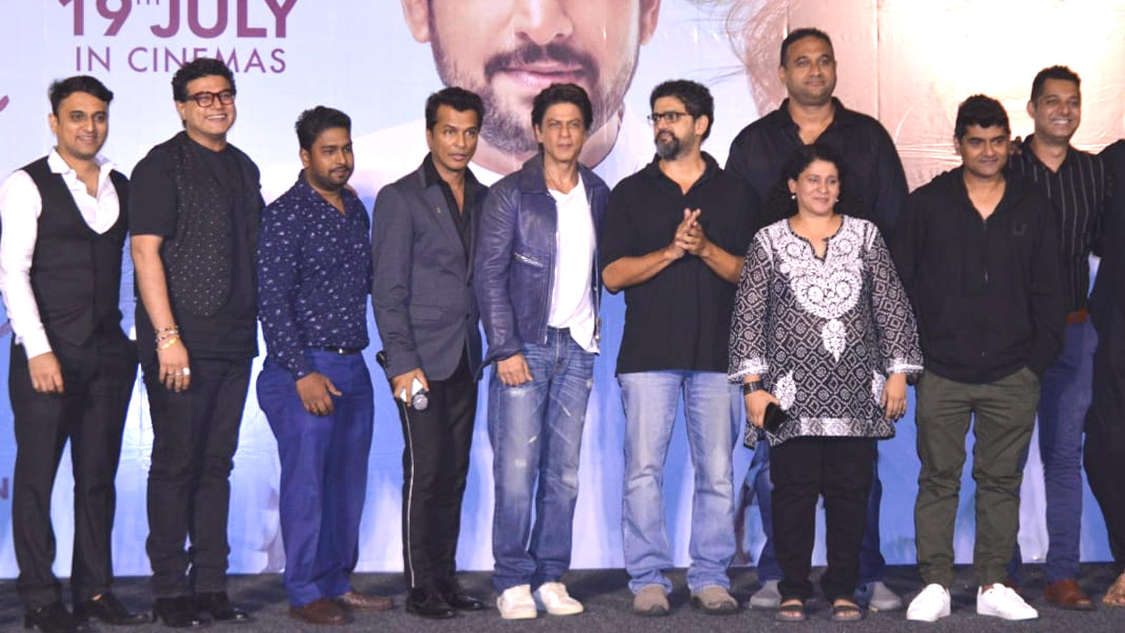 Shah Rukh Khan unveils trailer of Marathi film 'Smile Please ...