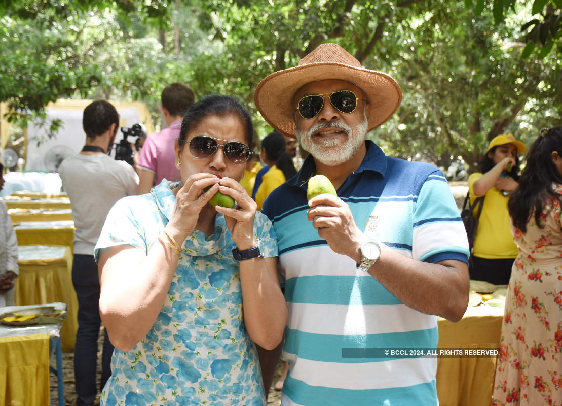 Lucknowites have a gala time at '7th UP Mango festival'