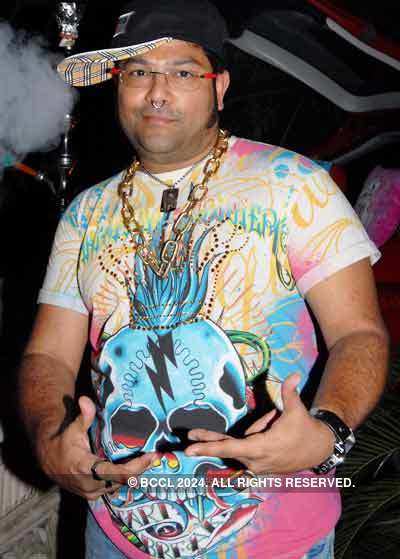 Vikram Tuli's 'Hip Hop' party 