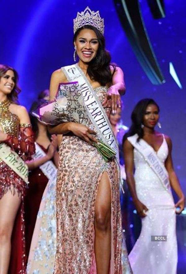 Emanii Davis crowned Miss Earth USA 2019