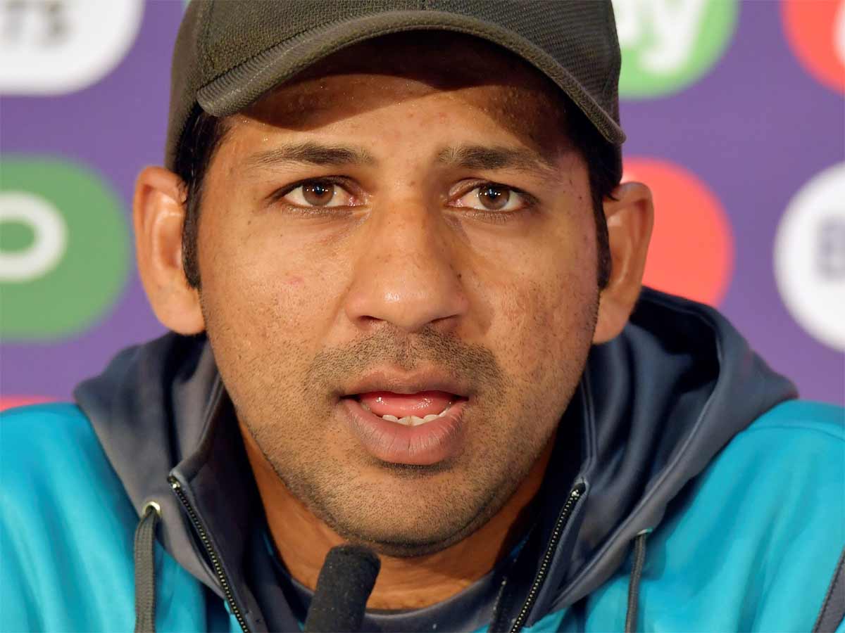 Pakistan will try to make 500 runs against Bangladesh: Sarfraz