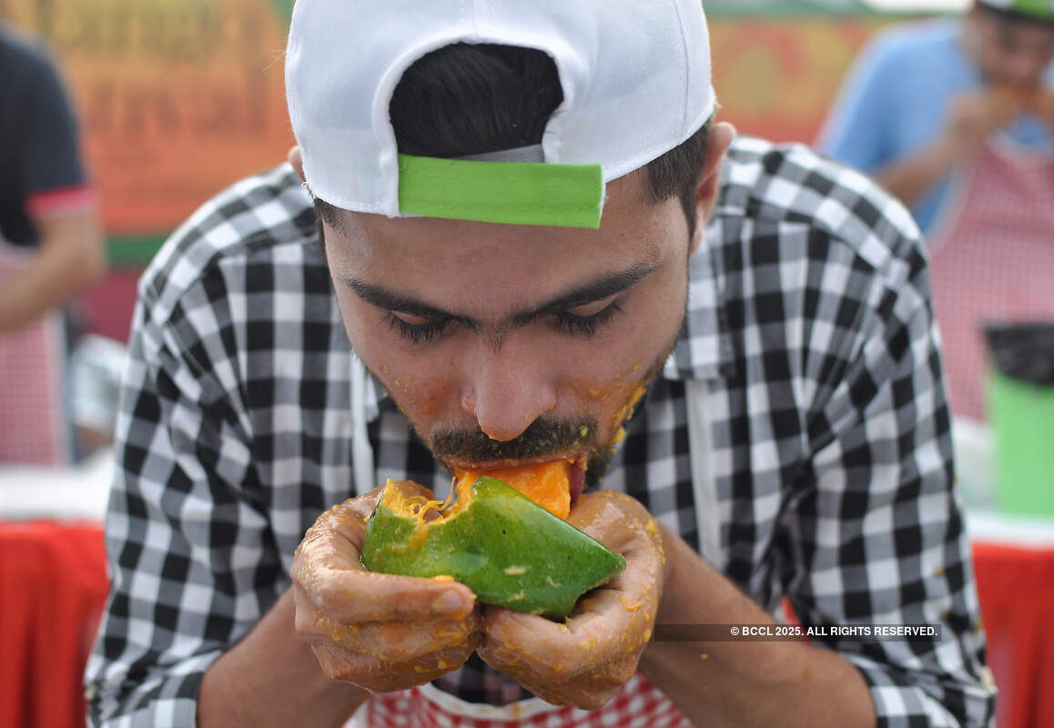 Delhiites relish at 31st Mango Festival