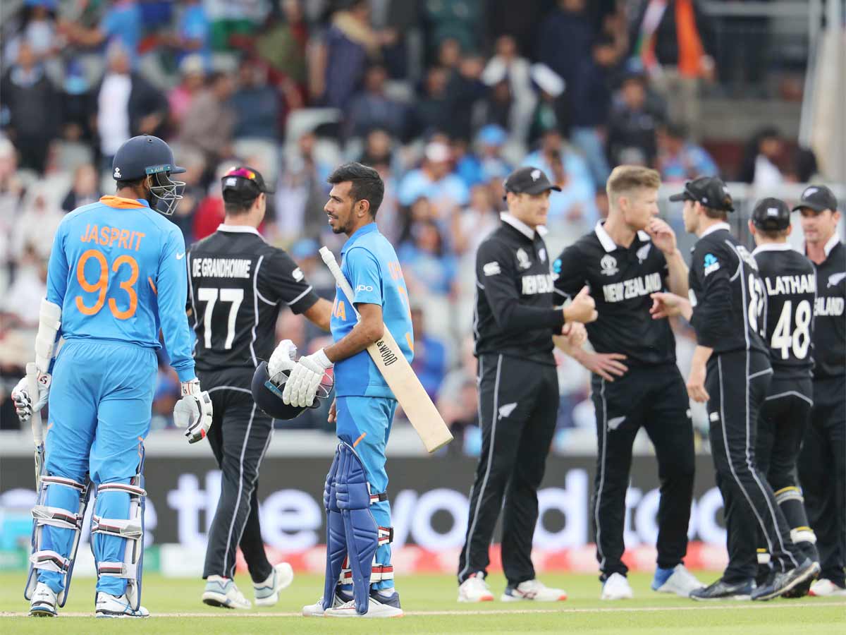 New Zealand stun India by 18 runs to reach World Cup final