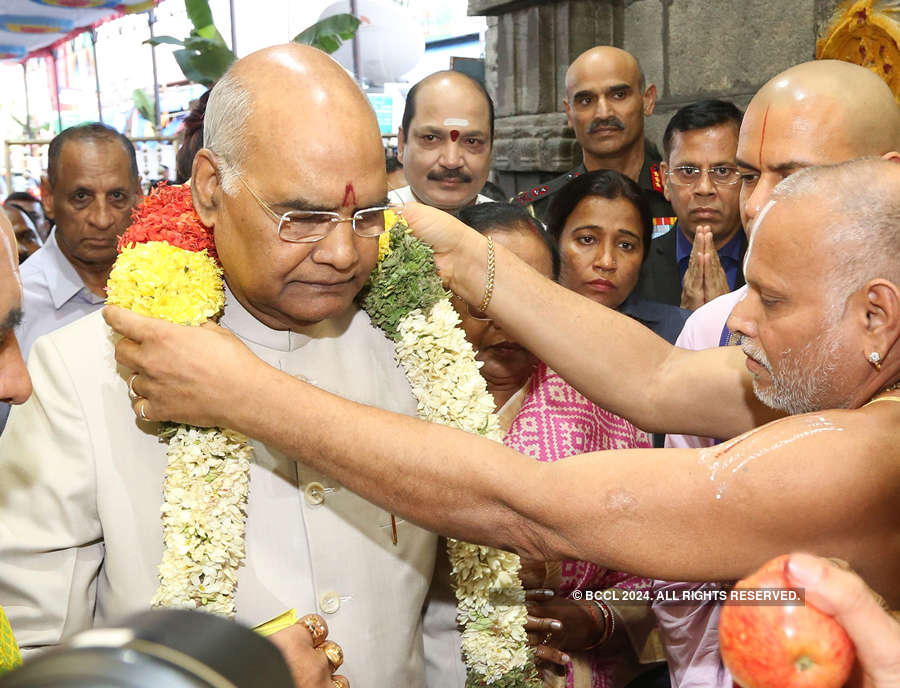 President offers prayers at Tirupati temples