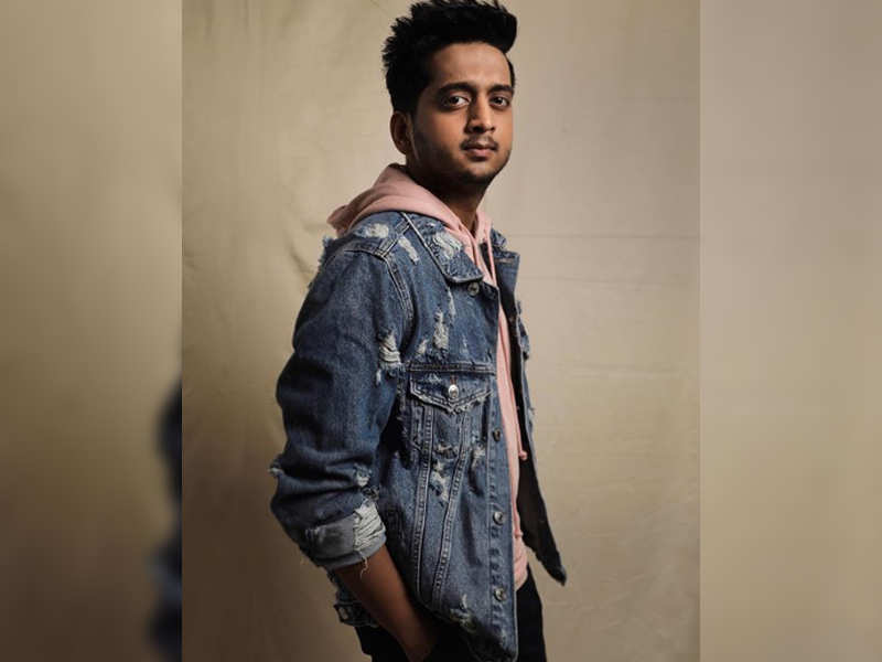 Photo: Amey Wagh gets his swag on for latest click