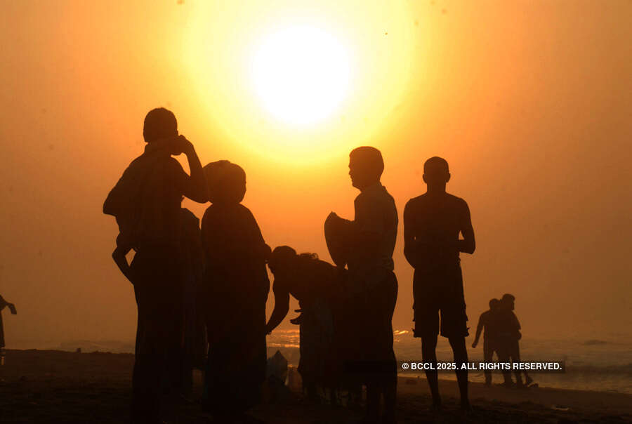 Stunning photos of lunar eclipse around the world