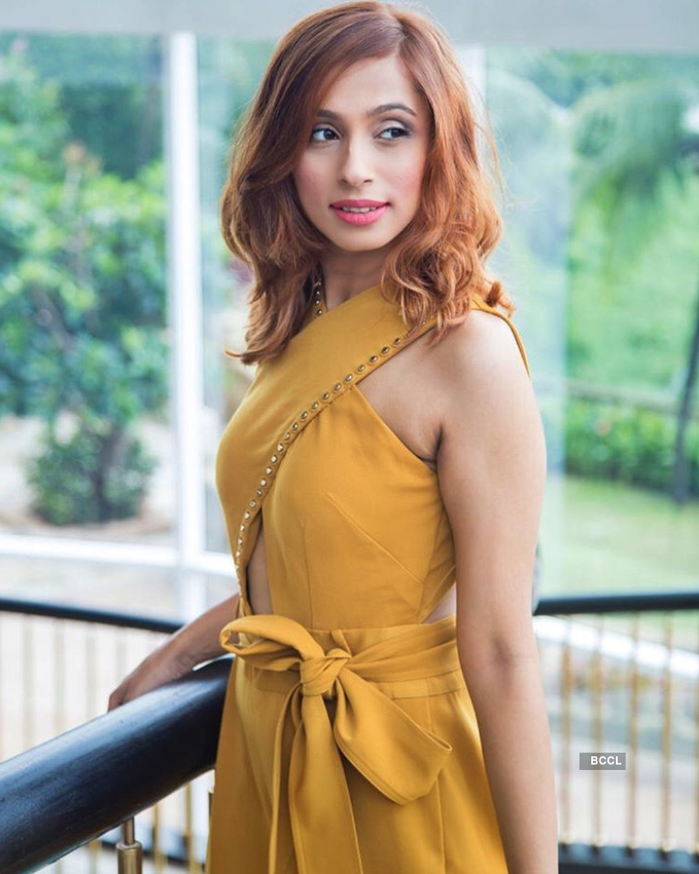 Beauty Blogger & TV Host Hesha Chimah's beautiful pictures