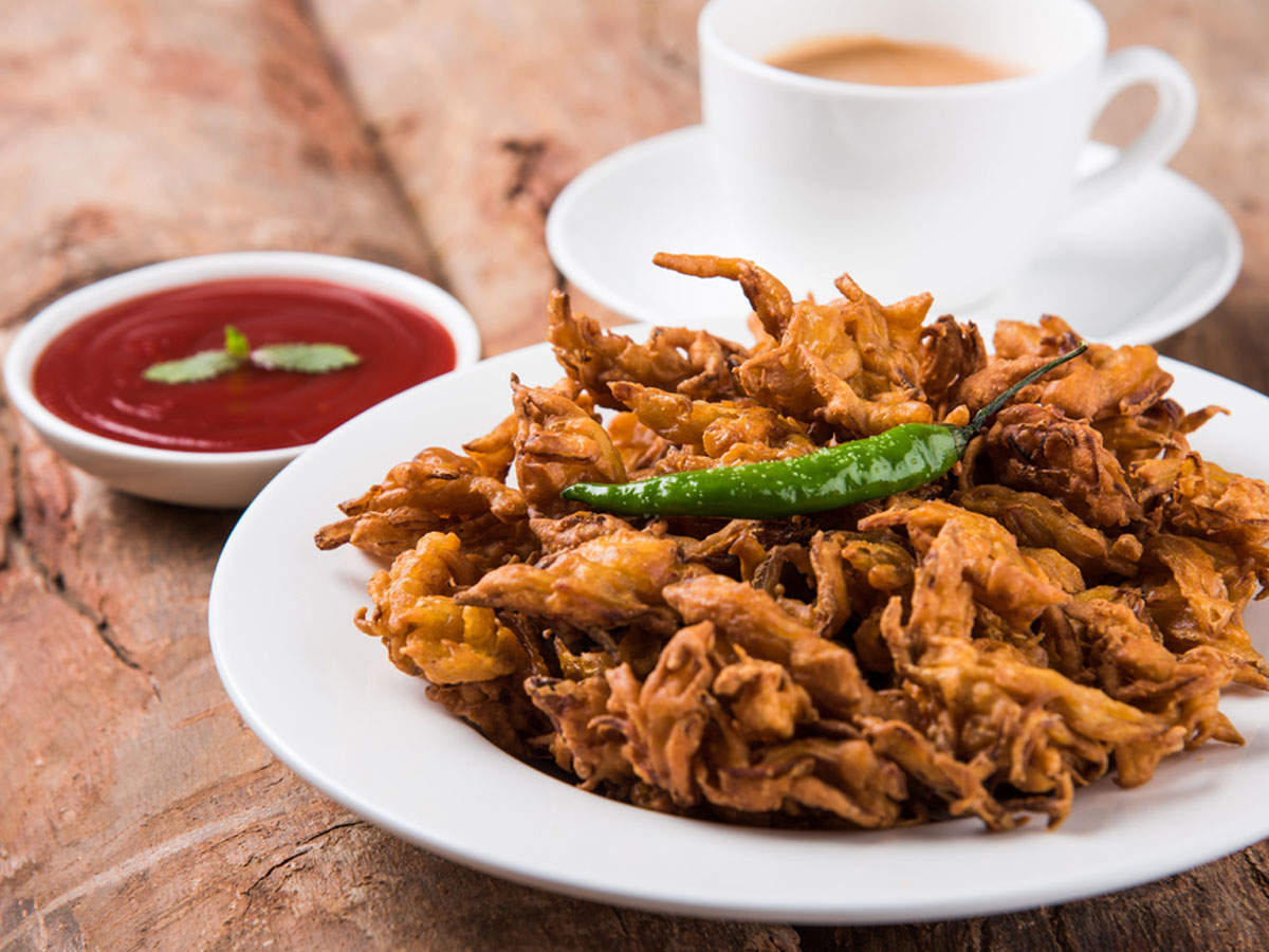 Monsoon is incomplete without these 10 delicious desi snacks | The Times of  India