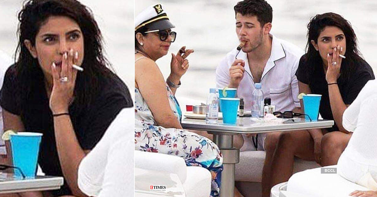 Priyanka snapped 'Smoking' with hubby & mommy, pictures go viral...