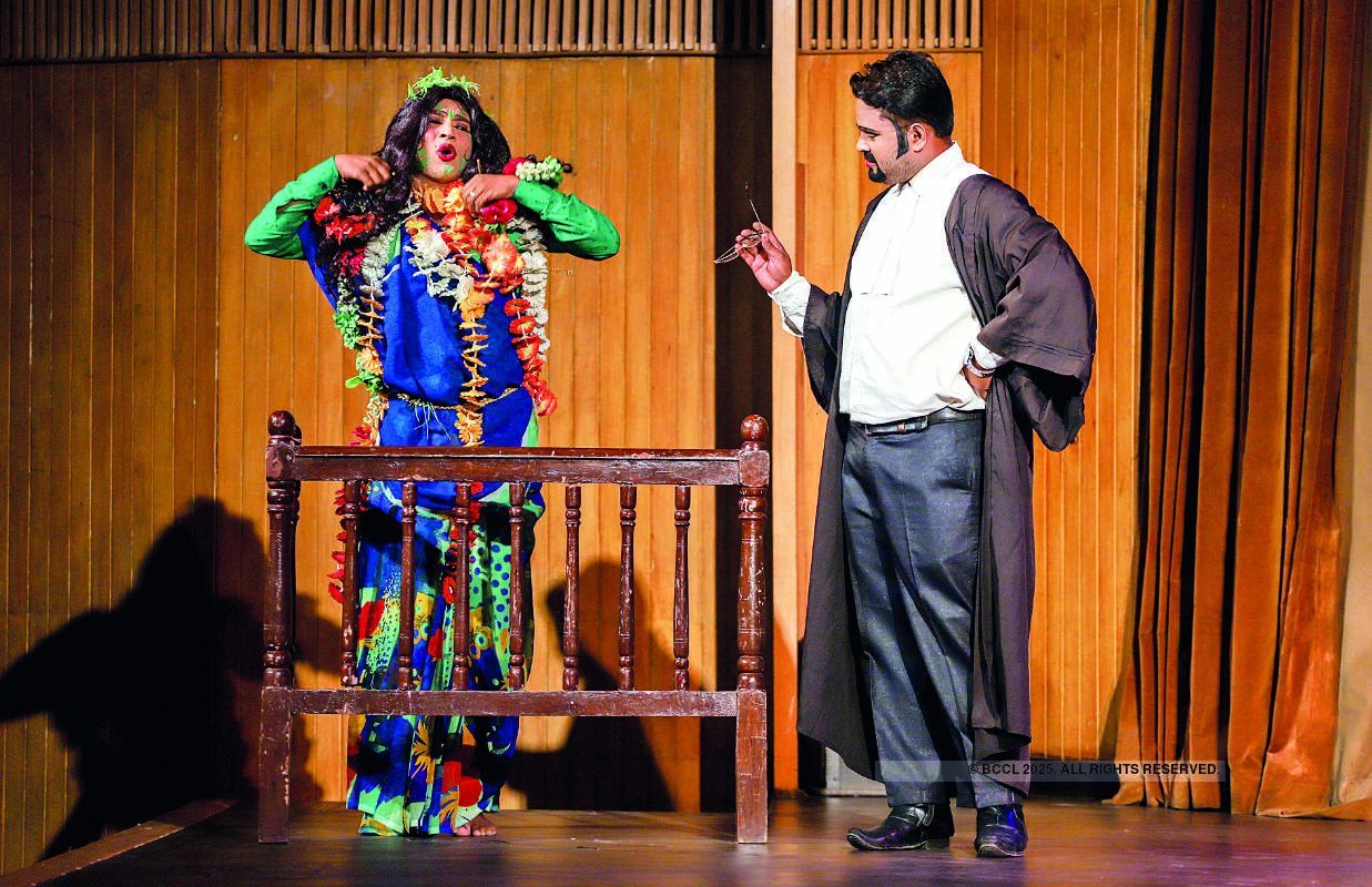Pollution Hazir Ho: A play