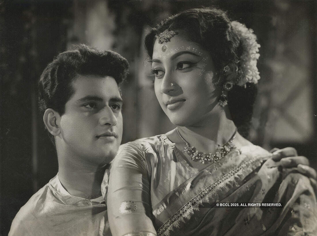 Manoj Kumar Birthday Special: Legendary actor changed his name because of Dilip Kumar, here's why...