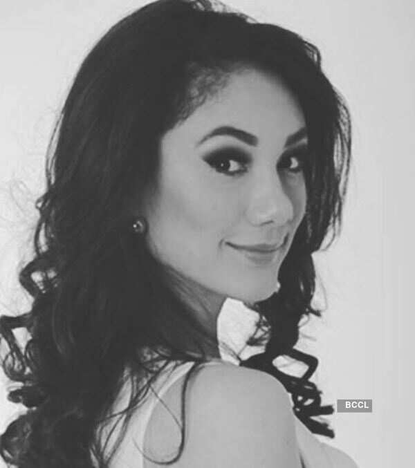 Fátima Mangandi crowned Miss World El Salvador 2019