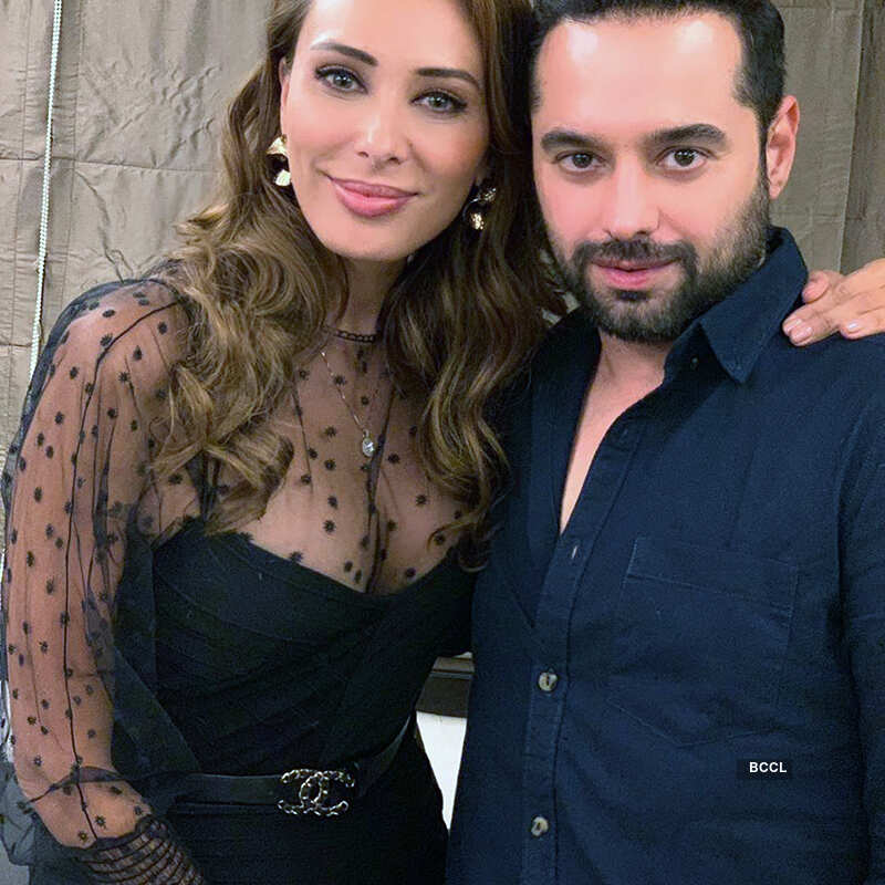 Iulia Vantur birthday pictures