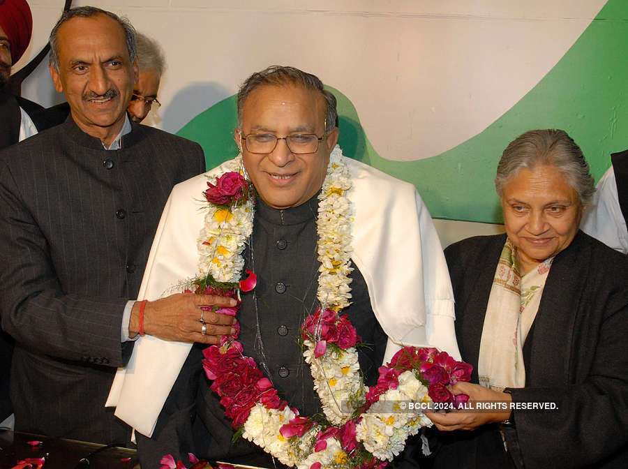 Former Union Minister S Jaipal Reddy passes away