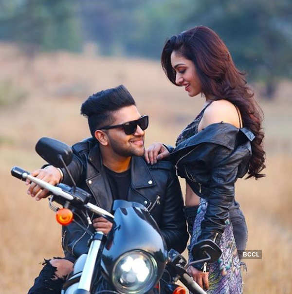 Punjabi singer Guru Randhawa gets attacked in Canada after his concert