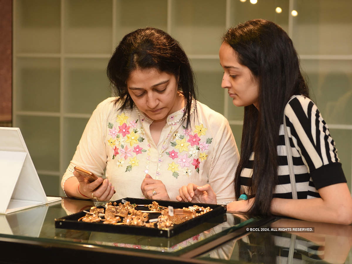 A glitzy day out for city’s jewellery lovers