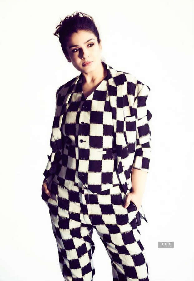 Govinda and Raveena Tandon reunite for Nach Baliye 9