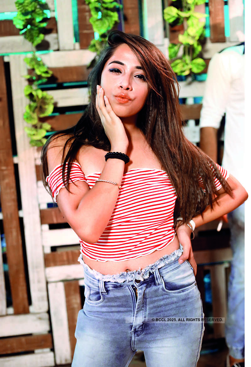 Partygoers connect over #GoanFeels in Delhi