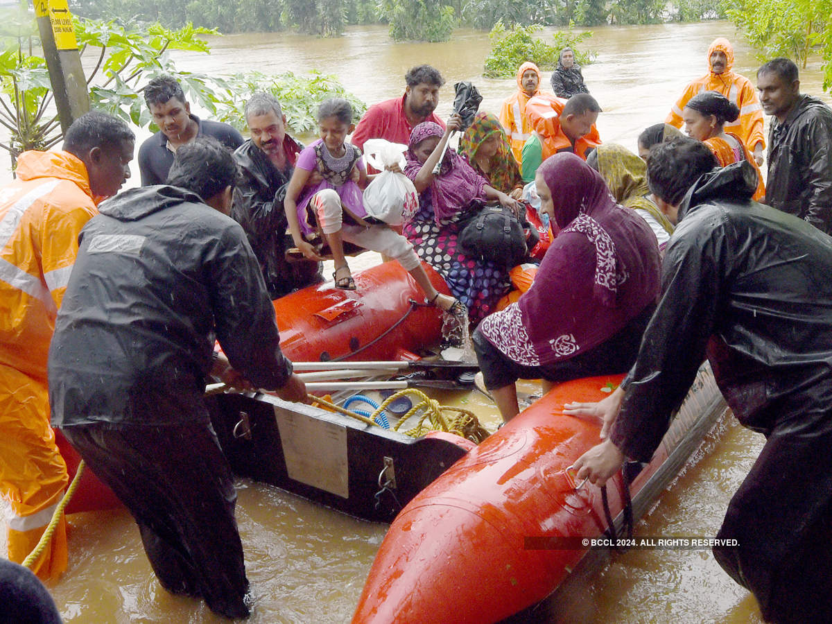 Heavy rains in Kerala claim more than 40 lives, displace thousands