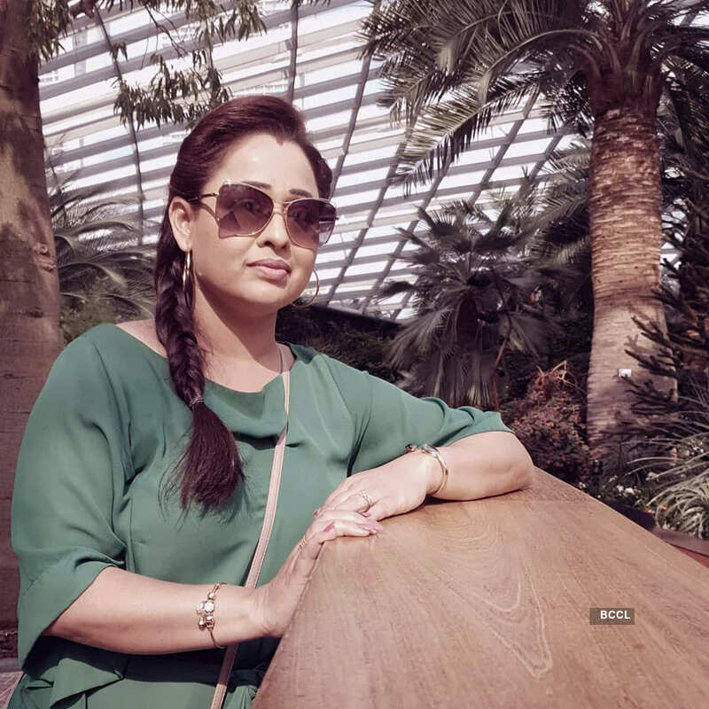 Taarak Mehta Ka Ooltah Chashmah: Sweet Madhavi bhabhi aka Sonalika Joshi turns vamp for latest photoshoot
