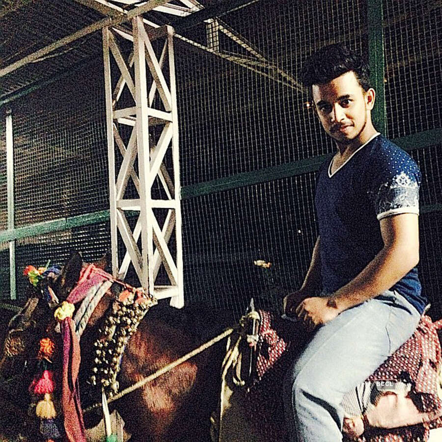 Neha Kakkar shares scary post about ending her life