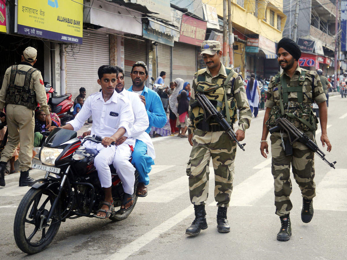 Eid in J&K passes off peacefully barring few incidents, no ... - 