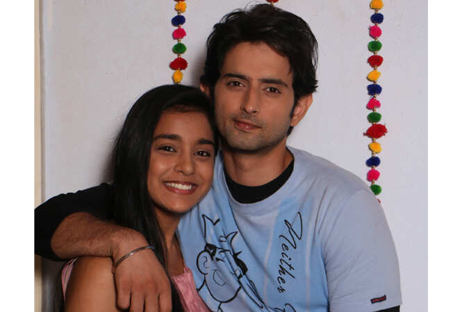 Sibling revelry: These television actors’ camaraderie continues off ...