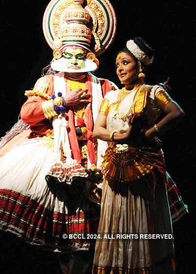 Kathakali & Mohiniyattam performance