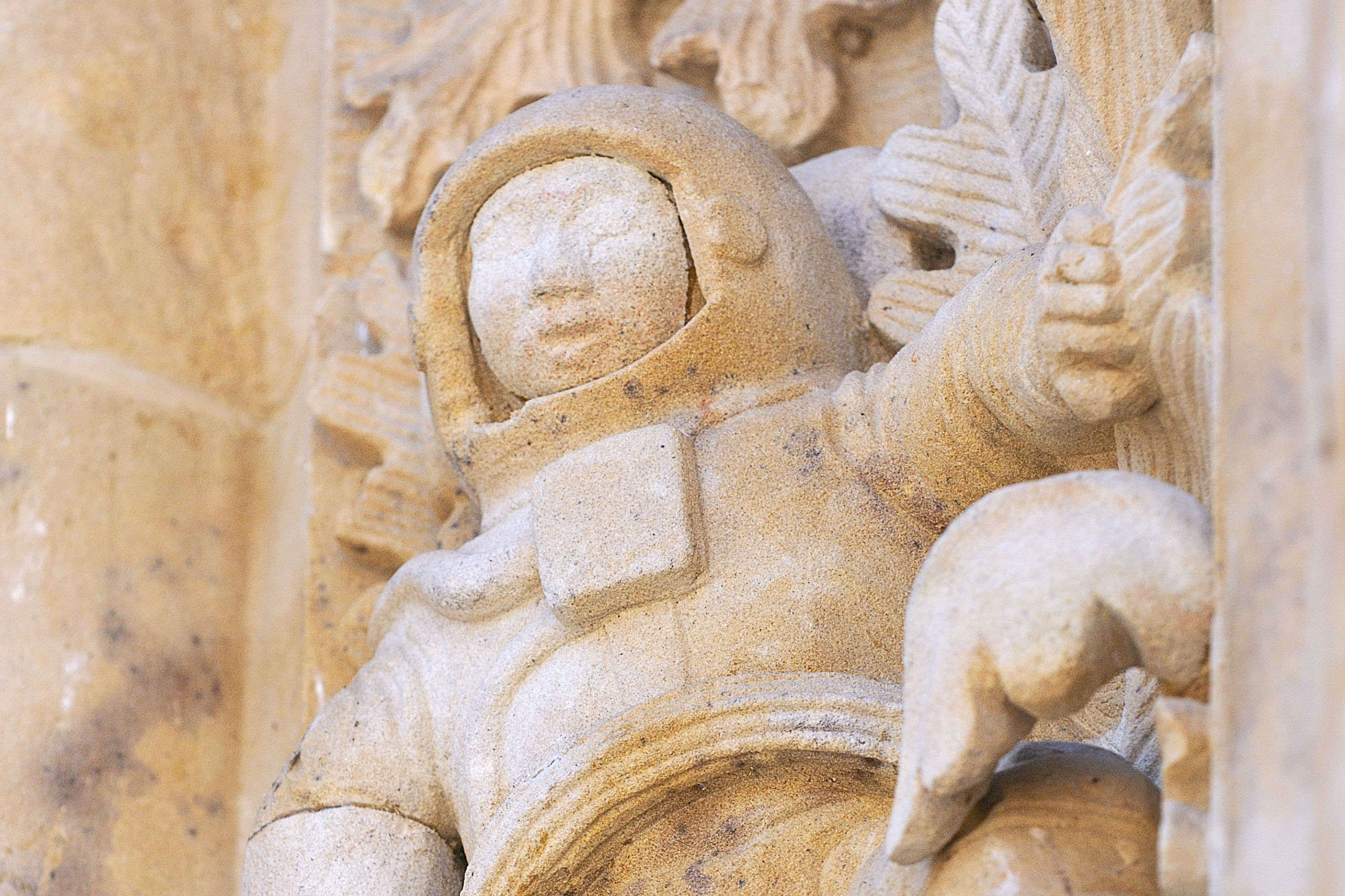 Mystery Of Cathedral Of Salamanca S Astronaut Figure Is Now Solved Times Of India Travel