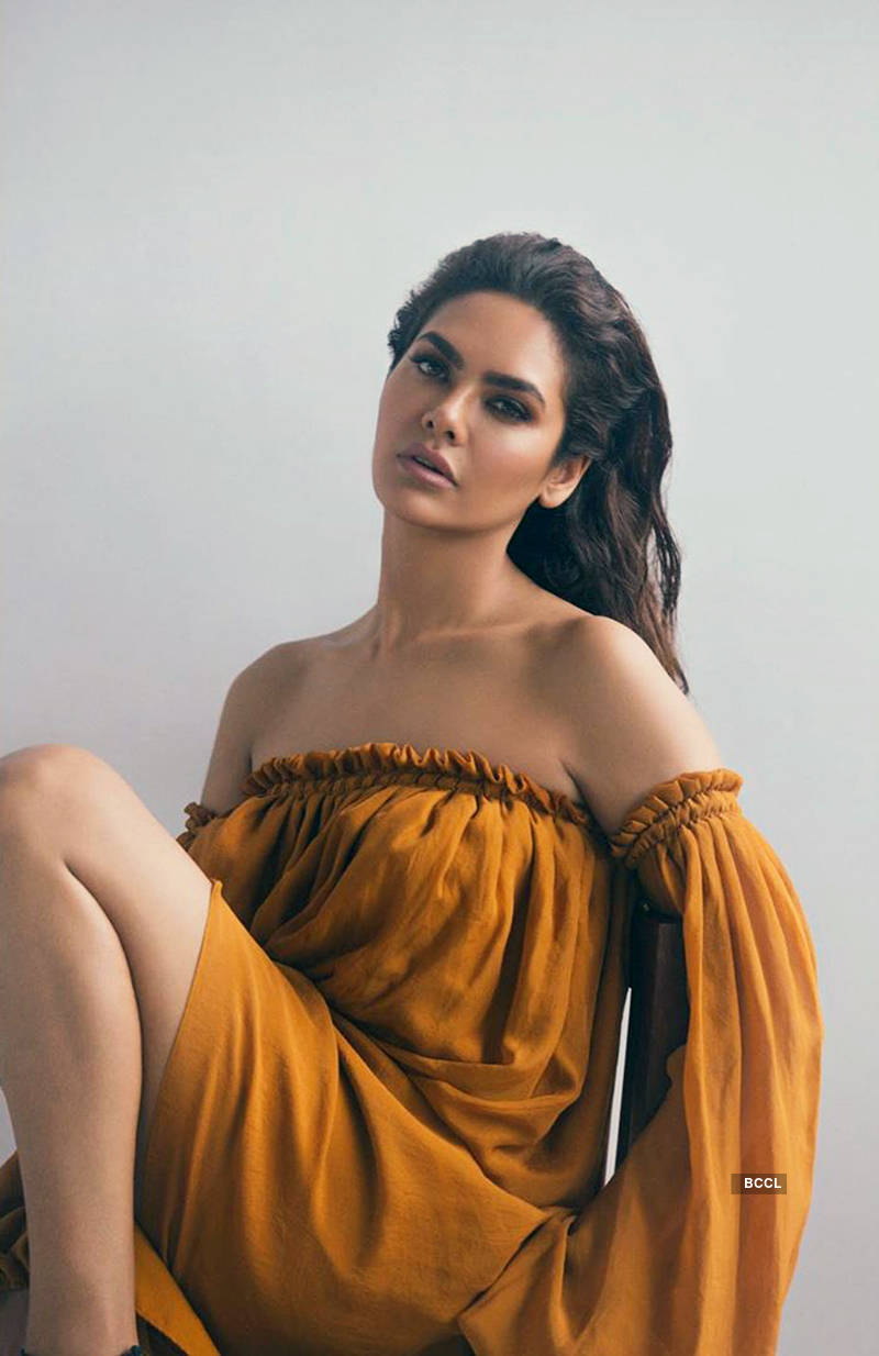 Esha Gupta’s bewitching pictures will make you go wow as she stuns in her latest photoshoot